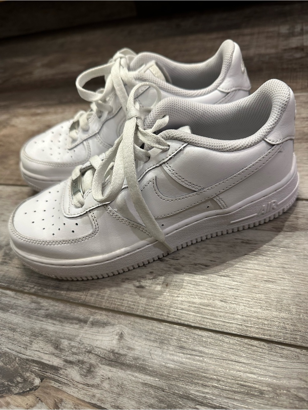 Nike Kids White Low-Top Sneakers